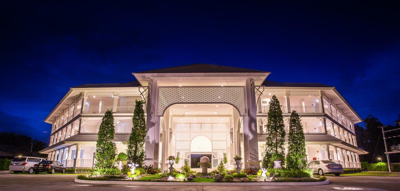 White House Hotel Так Екстериор снимка